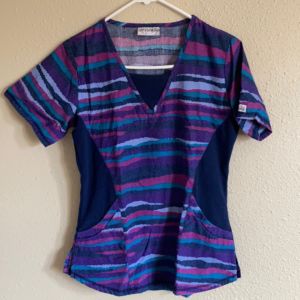 Women’s XS scrub top by Uniform Advantage